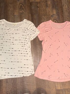 🏹Belle Du Jour Arrow Print Tee in Pink (no boundaries) & Cream BUNDLE 🏹